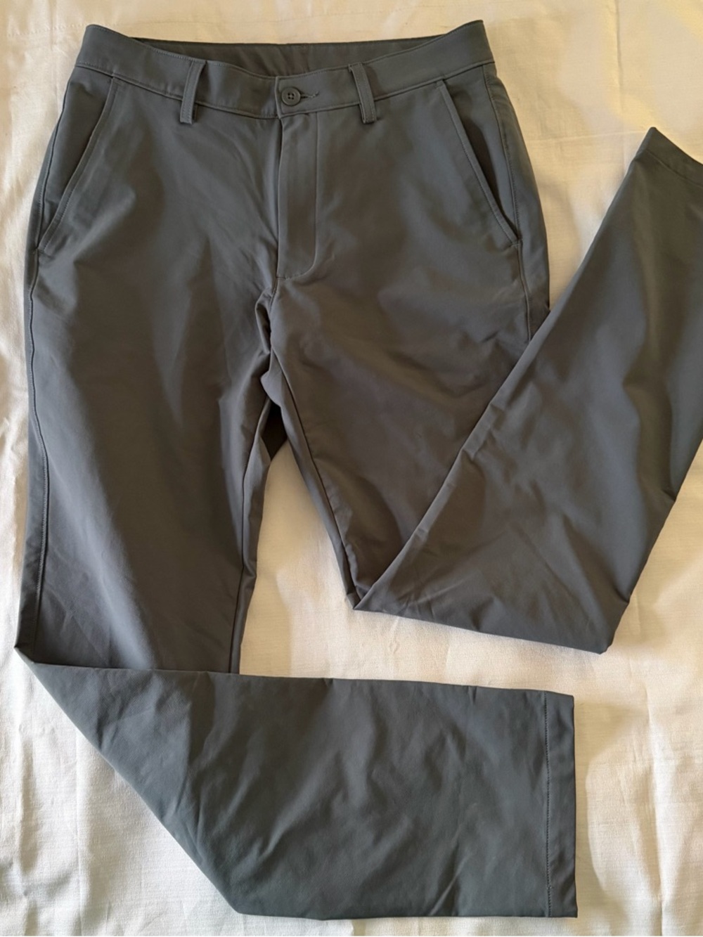 Under armour golf pants size 32/34